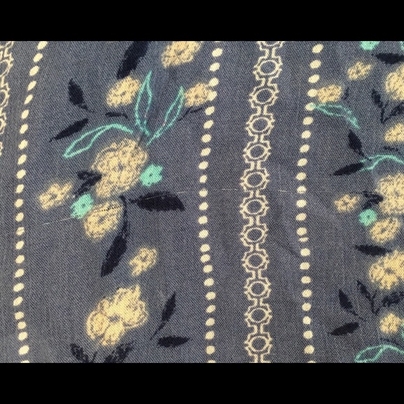 Style & Co Top Button Front Hem Tie Floral Tunic - Picture 8 of 8